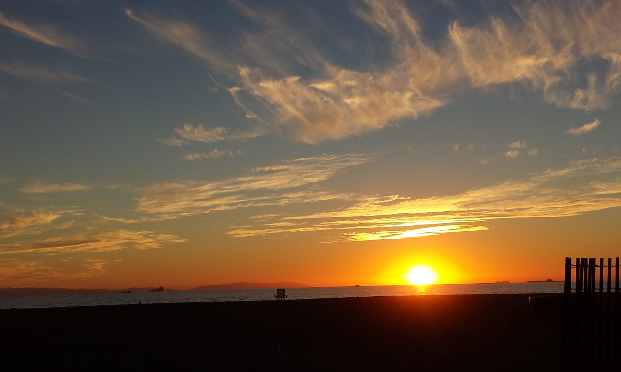 Sunset fence chair